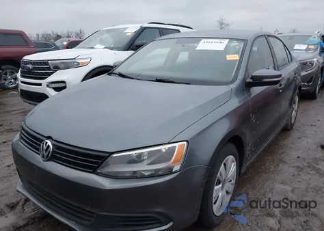 2014 Volkswagen Jetta 1.8T Se from USA, damaged, VIN 3VWD07AJ6EM247588